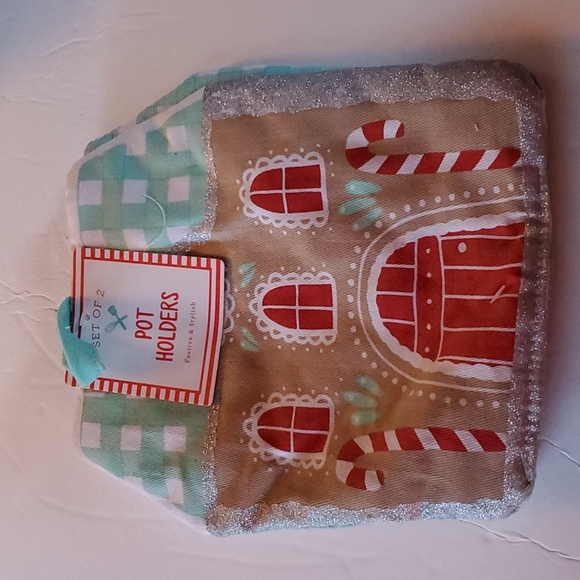 DISNEY Mickey Mouse Spatula 5 Set Christmas Gingerbread House Pot Holder - Picture 8 of 16